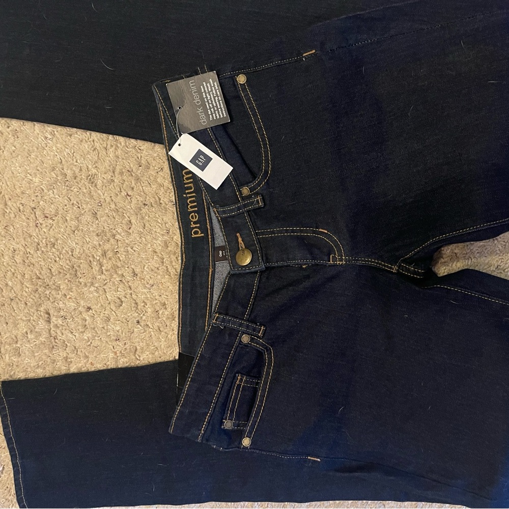 Gap Dark Denim Skinny Jeans NWT 2/26R